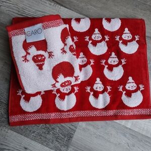 CARO Christmas Snowman Towels Set of 2 Red White 100% Cotton Holiday